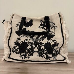 BCBGeneration Canvas Black Tan Large Tote Handbag Purse (no long strap)